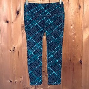 Athleta Chaturanga Capri